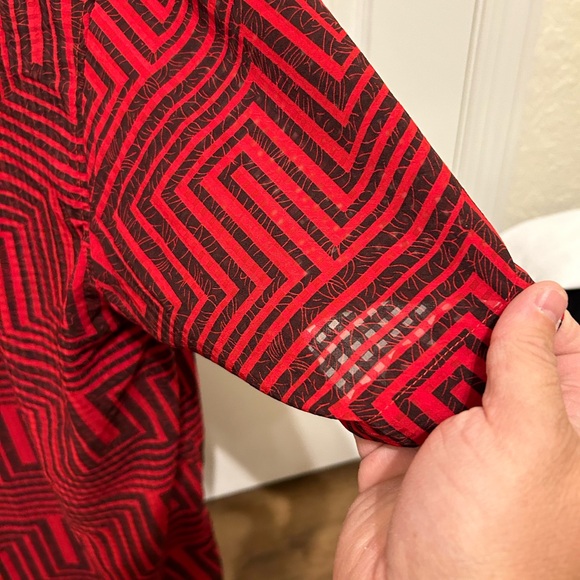 Pronti by Phita Red XL semi-mesh button down short sleeve shirt. - Picture 2 of 7